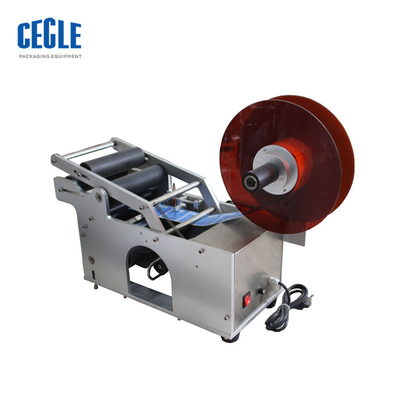 Hoge snelheid Automatische Etiketteringsmachine om van de het waterfles van het flessenhuisdier het etiketinstrument